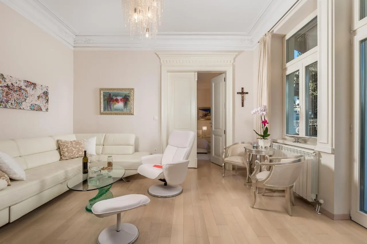 Villa Sokol Apartments Opatija Center