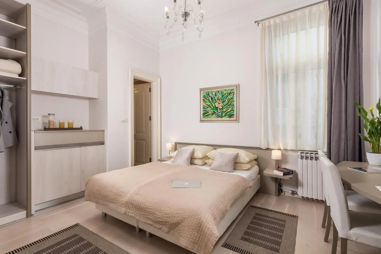 Villa Sokol Apartments Opatija Center 0*,  Croatia