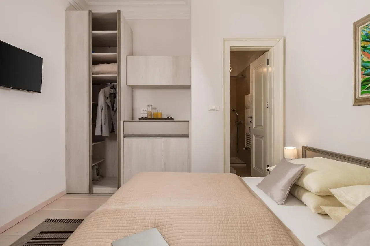Villa Sokol Apartments Opatija Center