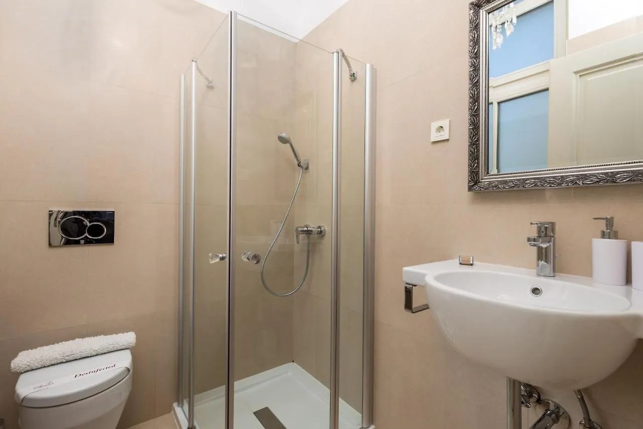 Villa Sokol Apartments Opatija Center