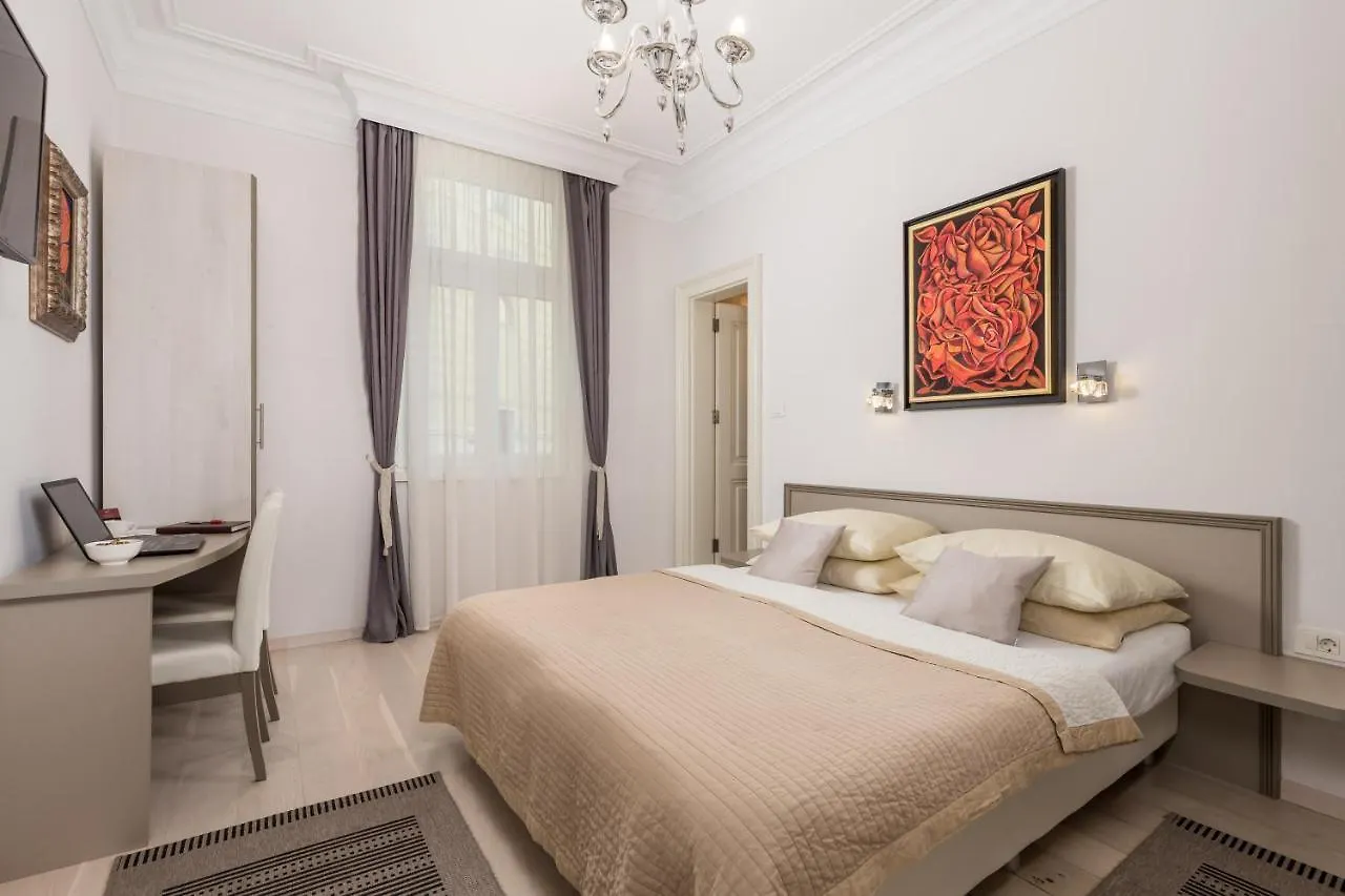 Villa Sokol Apartments Opatija Center